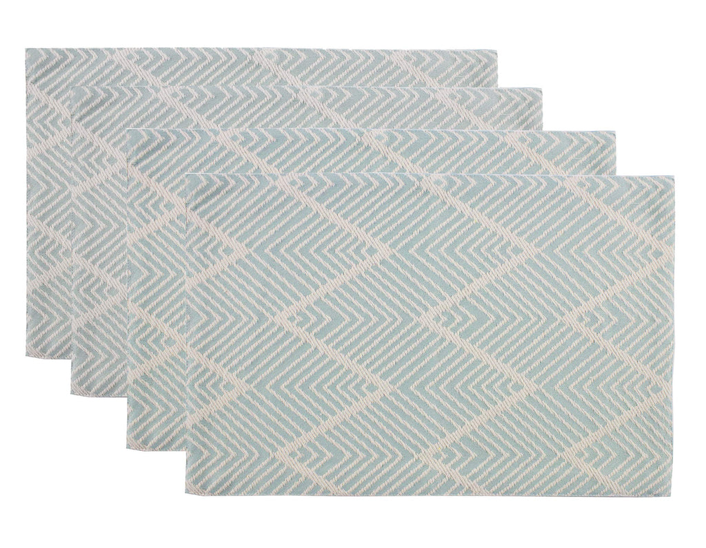 Fennco Styles Contemporary Chevron Tassel Cotton Blend 14 x 71 Inch Table Runner – Woven Table Runner for Indoor Party, Family Gathering, Beach House and Home Décor