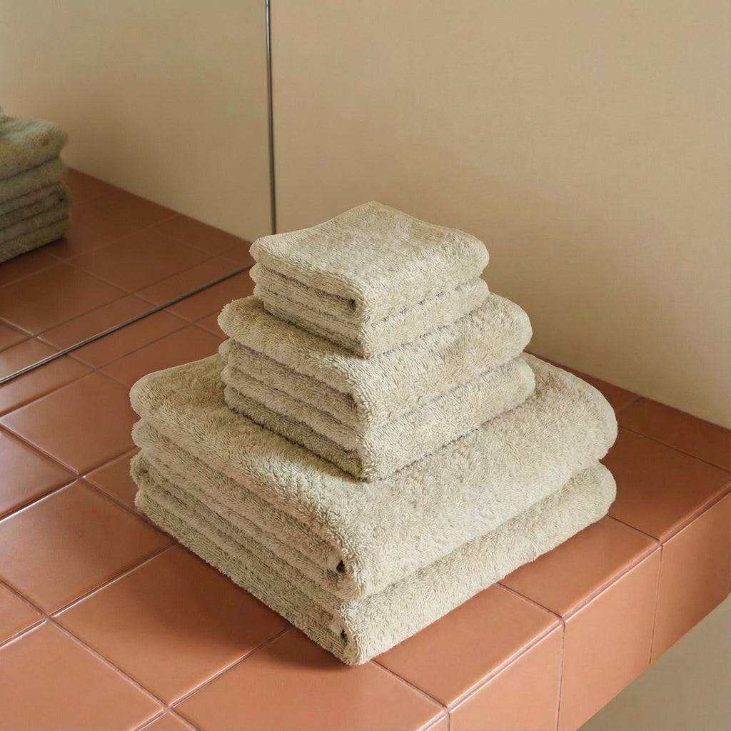 Ultraplush Australian Cotton Bath Towels — 800 GSM Luxury Spa Towels