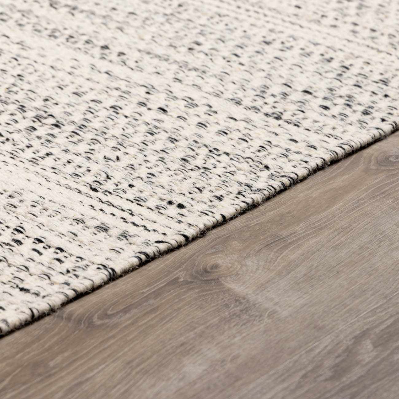 Williford Hand-Woven Wool Area Rug — Cream & Black Farmhouse Style