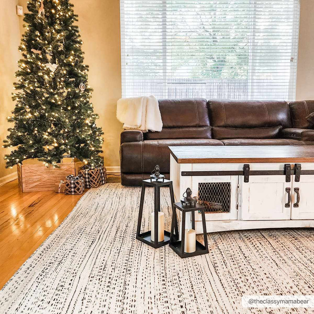 Williford Hand-Woven Wool Area Rug — Cream & Black Farmhouse Style