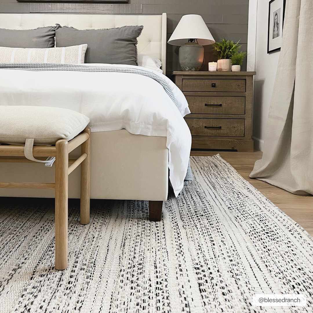 Williford Hand-Woven Wool Area Rug — Cream & Black Farmhouse Style